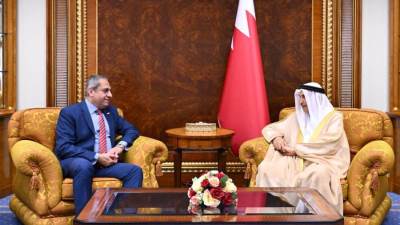 نائب رئيس مجلس الوزراء البحريني يستقبل رئيس مجلس إدارة شركة العاصمة الإدارية ويشيد بالمسار التنموي المصري