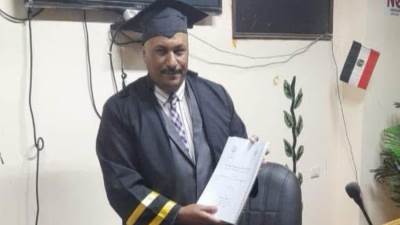 المهندس عماد النجار يهنئ الباحث الدكتور أحمد محمود النمر بمناسبة حصوله على درجة الماجستير في إدارة الأعمال (MBA)