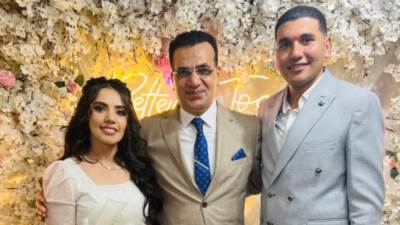 الدكتور مجدي عدلي أبو اليمين يهنئ نجلة شقيقه بمناسبة الخطوبة السعيدة