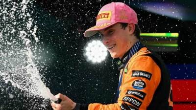 بطولة العالم للفورمولا 1 - الجولة السادسة – ميامى (الولايات المتحدة).. بياسترى يحتفل بفوز استثنائى بجولة ميامى الأمريكية