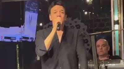 الفنان ضياء عز الدين يبدع بأغنية من أغاني زمن الفن الجميل بوردة الشيخ زايد