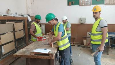 وزير العمل : بدء اختبارات المرشحين على 185 فرصة عمل وفرتها "الوزارة" بشركة مقاولات عامة بالإمارات 