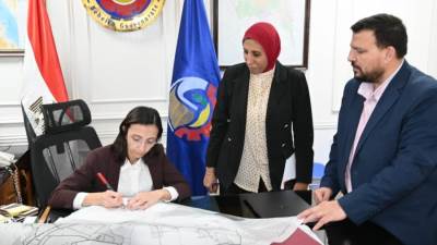 محافظ البحيرة تعتمد تحديث المخطط الاستراتيجي العام للمدينة بعد إضافة 220 فدانًا للحيز العمراني