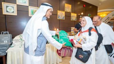 وسط استقبال حار من الماسية.. وصول طلائع حجاج السياحة المصريين القادمين برًا إلى الأراضي المقدسة