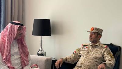 رئيس الأركان اليمني يبحث ومدير عام (مسام) خطط العمل المستقبلية 