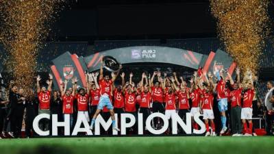 الأهلي بطل درع الدوري للمرة 45 فى تاريخه والثالثة على التوالى