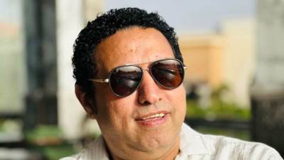 ناصر عبدالحفيظ متحدثا عن أحدث تجاربه المسرحية علي برنامج المنصة الثقافيه قناة النيل