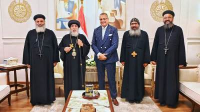 الأنبا أبوللو يهنئ محافظ جنوب سيناء بعيد الأضحى