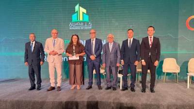 السفير السوداني بالقاهرة متحدثا في أعمال ملتقى بناة مصر