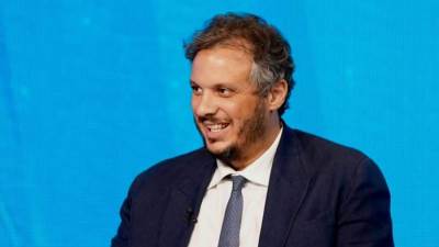 ممدوح عيد يسافر الإمارات لوضع خارطة طريق الموسم الجديد لبيراميدز 