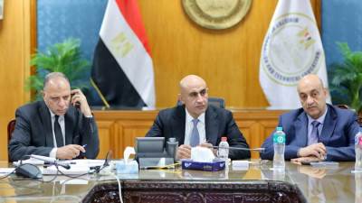 في سابع ايام امتحانات الثانويه العامه.." التعليم" تشيد بأداء المديريات بالمحافظات.. وتطالب بالمزيد من الانضباط