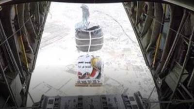 الإمارات تعلن استئناف الإسقاط الجوي للمساعدات على غزة 