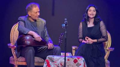 فريدة حماد ومحمد عزت يبهران الجمهور في رائعة «بليغ والست» على مسرح الحياة