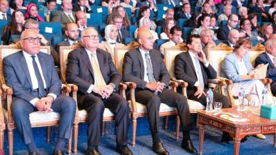 وزير التعليم : نولي اهتمامًا بالغًا بتنمية قدرات الشباب ورعاية الموهوبين في مختلف المجالات