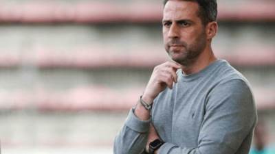 فيريرا: الحكام مطالبون بعدم ترك الفرق تقتل متعة كرة القدم بإضاعة الوقت