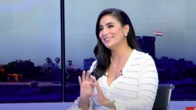 الفنانة جوري بكر: الغربة علّمتني الاعتماد على النفس وشكّلت شخصيتي الفنية والإنسانية