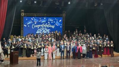 آداب حلوان تحتفل بتخريج دفعات جديدة من أقسام الترجمة