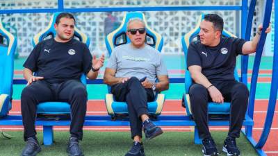 أبو العينين: تمتعنا باستقبال حافل في بوركينا فاسو.. ونتأهب لمباراة تاريخية