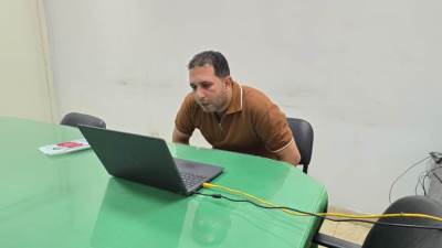 وزير العمل : اختبارات جديدة للمرشحين للعمل بالأردن في مجالات المقاولات والتفصيل والخياطة  