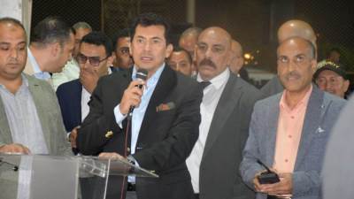 وزير الرياضة يفتتح بطولة السفارات لكرة القدم بمشاركة واسعة من الجاليات الأجنبية في مصر