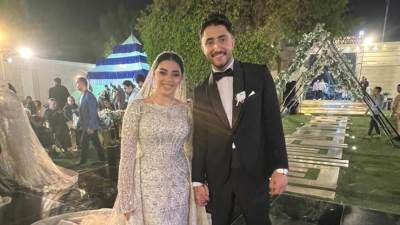 د. أماني الموجي وم. عماد النجار يتقدمون بخالص التهاني للأستاذ طلال عبد العاطي بمناسبة زفاف نجله شهاب علي الآنسة ندى 