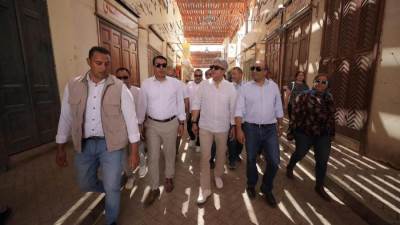 وزير السياحة والآثار يتوجه إلى مدينة إسنا لتفقد مستجدات أعمال مشروع ترميم معبد إسنا وإعادة تأهيل وكالة الجداوي 