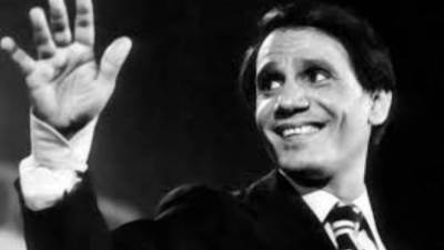 حفيد شقيقة عبد الحليم حافظ: "بيت العندليب" سيفتح في ذكرى وفاته فقط.. و"الرسوم الرمزية" كانت لتنظيم الزيارات