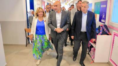 وزير التعليم ومحافظ الإسكندرية يفتتحان عددًا من المشروعات التعليمية الجديدة بمختلف المحافظات 