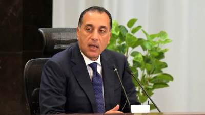 رئيس الوزراء يبدأ جولة ميدانية جديدة لتفقد وافتتاح عددٍ من المشروعات التنموية والخدمية بمحافظة السويس