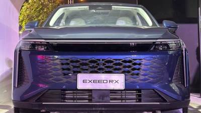 إكسيد تخطف الأنظار في معرض LDX Auto Fest 2025 بعروض حصرية وتكشف عن اللون الأزرق الفارسي الجديد للسيارة RX 2026