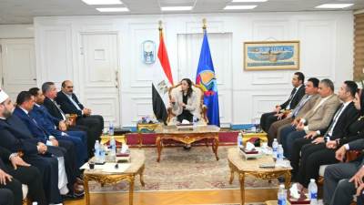 محافظ البحيرة تعقد اجتماعا مع أعضاء مجلس الشيوخ الجدد وتؤكد على التعاون من أجل صالح المواطن البحراوي 