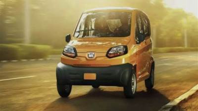 محافظ الجيزة: بدء تطبيق منظومة المركبات البديلة للتوك توك بسيارات صغيرة خلال أيام