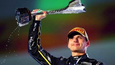 بطولة العالم للفورمولا 1 – الجولة الـ 22 – لاس فيجاس.. فيرستابن يفوز بإقتدار .. وفريق ماكلارين يُستبعد من نتائج السباق بعد إنتهائه