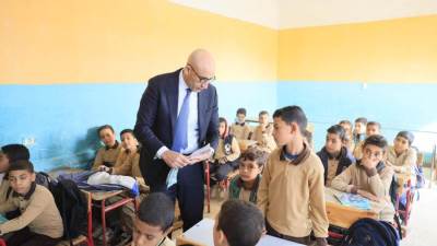 وزير التعليم يفاجئ مدارس البدرشين والصف بالجيزة لمتابعة انضباط سير العملية التعليمية 