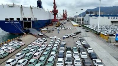 الحكومة المصرية تقرر رفع حصص استيراد "سيارات الركوب" لعام 2026 إلى 2.5 مليار دولار 