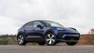 سامسونج تمنح هواتف Galaxy القدرة على فتح وتشغيل سيارات بورش كهربائية