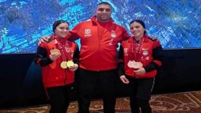 مصر تحصد 18 ميدالية في اليوم الثاني بالبطولة العربية لرفع الأثقال في قطر