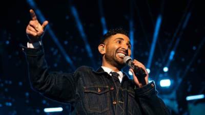 بهاء سلطان وأحمد سعد يشعلان حفل استقبال طلاب الأكاديمية العربية باستاد الدفاع الجوي