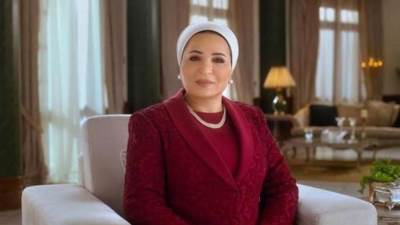 السيدة انتصار السيسى: أتمنى من الله أن يحمل العام الجديد لنا ولمصرنا الحبيبة أيامًا أكثر أملا وطمأنينة