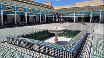 زليج والحدائق العطرية.. قصر الباهي تحفة  مغربيه  تأسر العيون والقلوب 