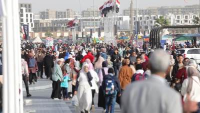 معرض القاهرة الدولي للكتاب في دورته الـ57 يتخطى المليوني زائر خلال خمسة أيام من فتح أبوابه للجمهور