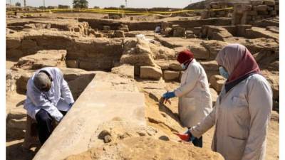 بعثة مصرية-صينية تكشف عن بحيرة مقدسة جديدة بمعبد مونتو في الأقصر