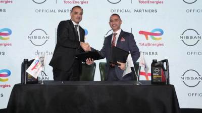 نيسان مصر وتوتال إنرجيز تطلقان شراكة استراتيجية لتعزيز حلول التصنيع المحلي لزيوت المحركات الأصلية