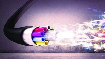 غداً وبمشاركة دولية ... عُمان تستضيف النسخة الـ15 من مؤتمر الألياف الضوئية 