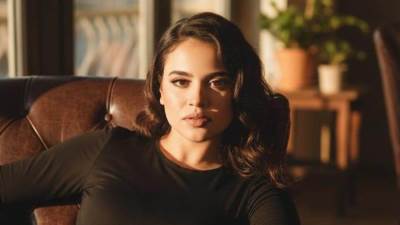 شخصية جديدة ولوك مختلف.. هدير عبد الناصر تكشف عن شخصيتها في الست موناليزا