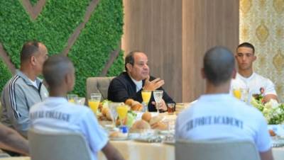 الرئيس السيسى: بناء الإنسان الموضوع الرئيسى المستهدف من برامج الأكاديمية العسكرية
