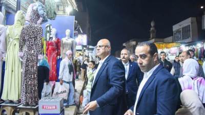 جولة مفاجئة لمحافظ الإسكندرية بحي العامرية تسفر عن إقالة رئيس الحي