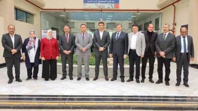 وزير الصناعة يتفقد مصنع "آمون للأدوية" ويشيد بدوره في دعم الأمن الدوائي وزيادة صادرات الدواء المصري