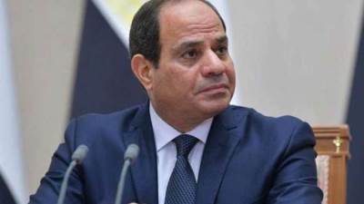 الرئيس السيسى يستعرض مشروع تطوير ترسانة البحر الأحمر ومصنع اليخوت السياحية