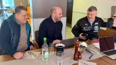 رئيس اتحاد اليد يجتمع مع مسئولي "بوما" في المانيا لتجديد تعاقد المنتخبات بمزايا جديدة